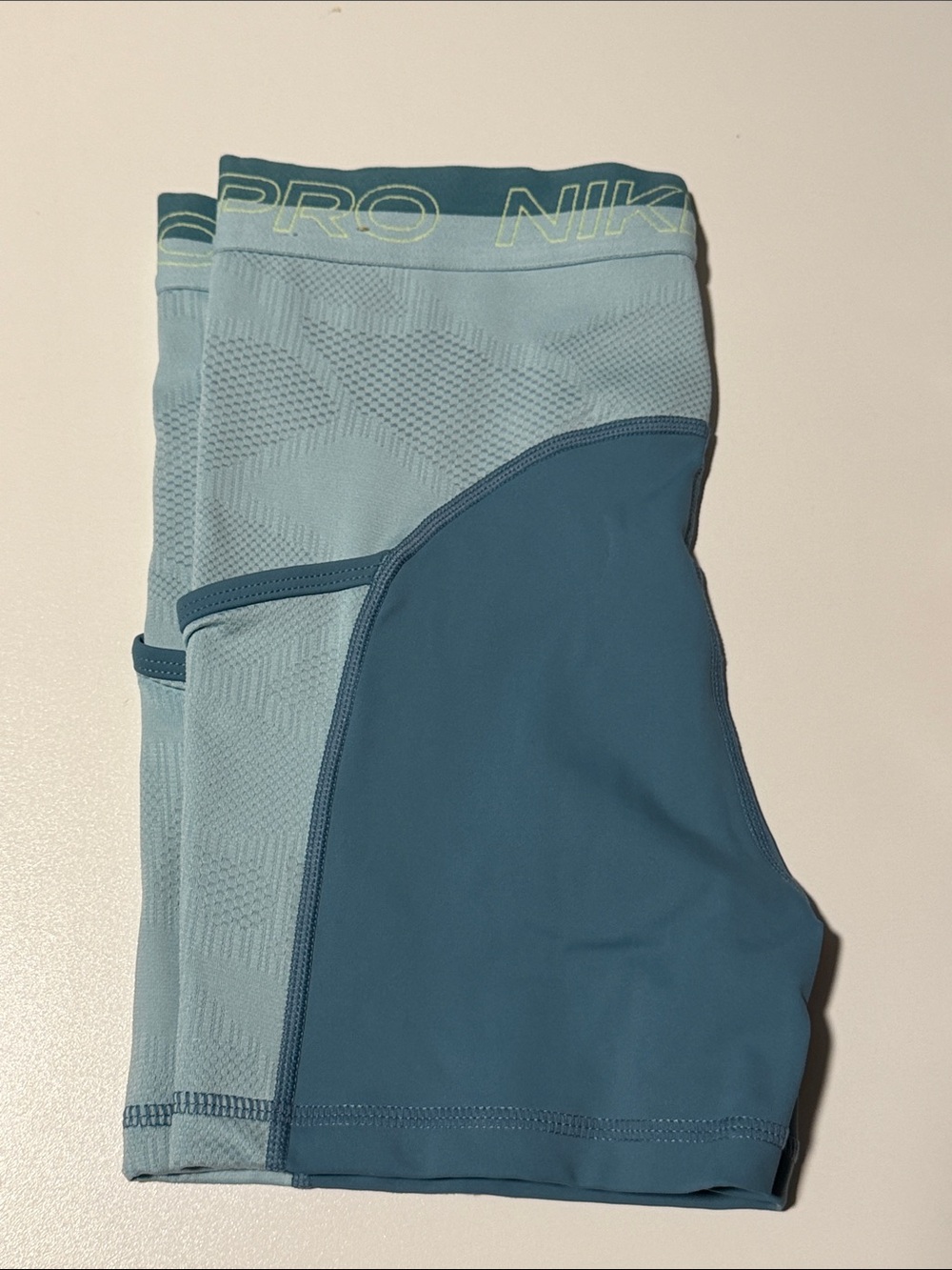 Nike Men's Light Blue and Teal Pro Compression Shorts